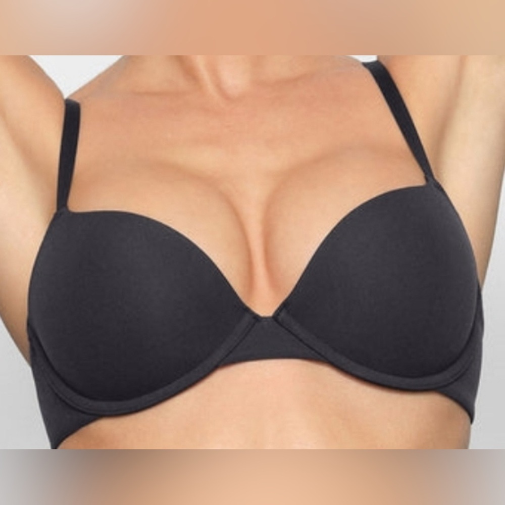 Skims Smoothing Intimates Full Coverage push up Lined Bra, 46DDD NEW and 36DD